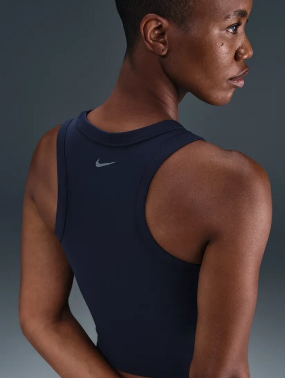 Nike Crop Tank - Picture 2 of 8
